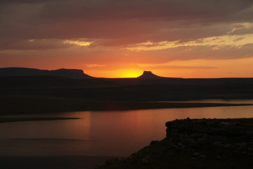 drakensberg-africa-travel-inspiration